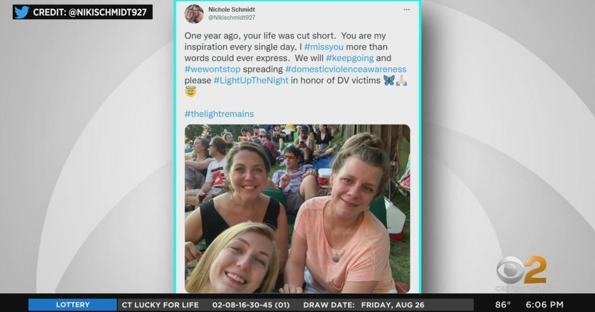 Family Of Gabby Petito Marks One Year Since Her Death Cbs New York