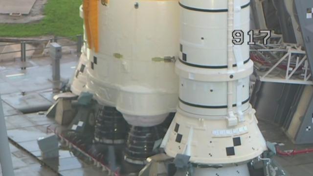 cbsn-fusion-nasa-moon-mission-postponed-after-engine-issue-thumbnail-1241755-640x360.jpg 