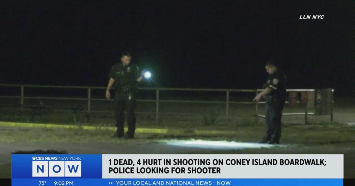 NYPD 1 dead, 4 injured in shooting on Coney Island boardwalk CBS New