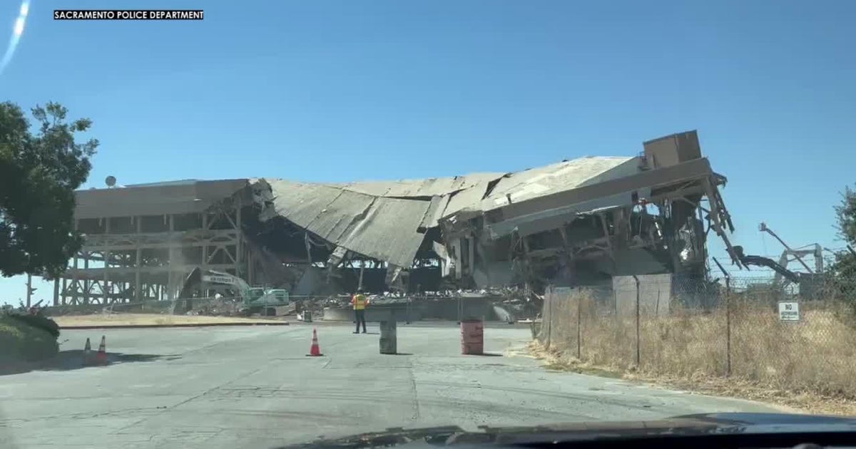 Sleep Train/ARCO Arena comes down