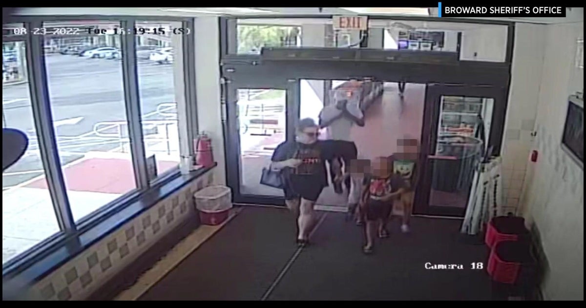 North Lauderdale woman fights off attacker to shield her youngsters: