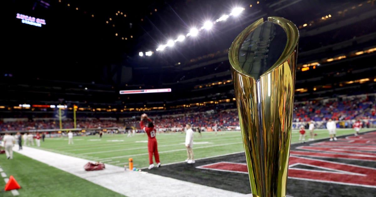 College Football Playoff To Expand To 12 Teams Cbs Los Angeles