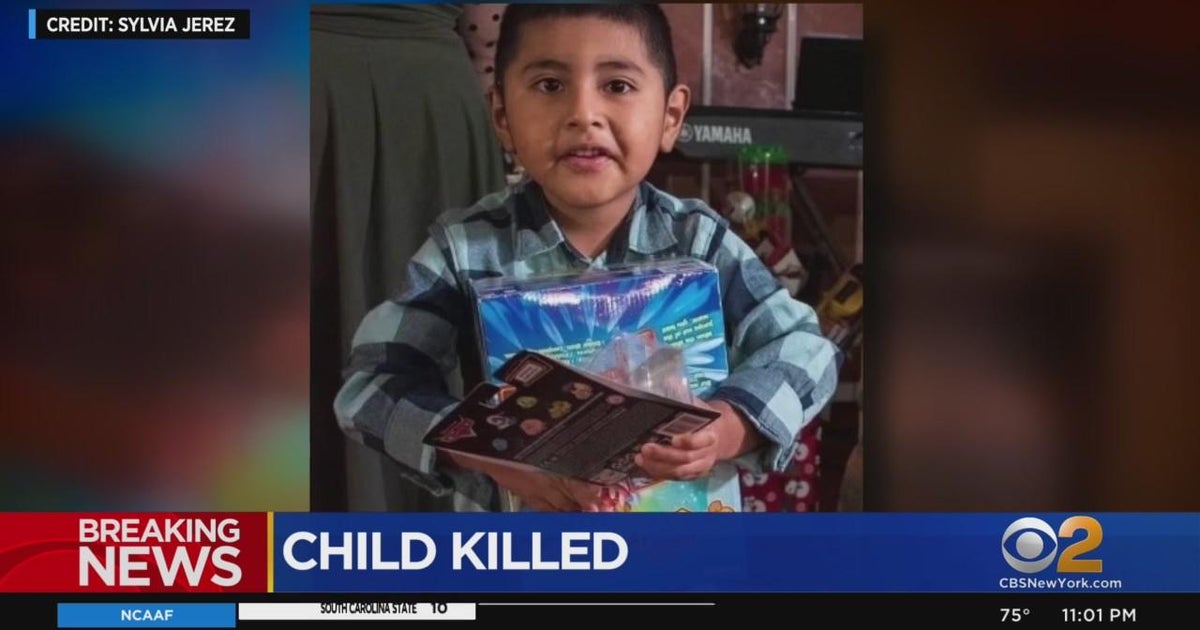 5-year-old boy killed in Queens hit-and-run, driver sought - CBS New York