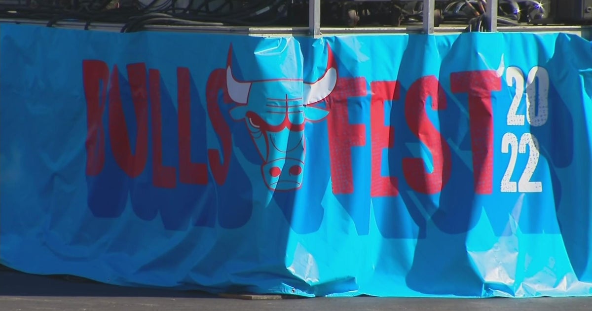 Bulls Fest kicks off this weekend at United Center - CBS Chicago