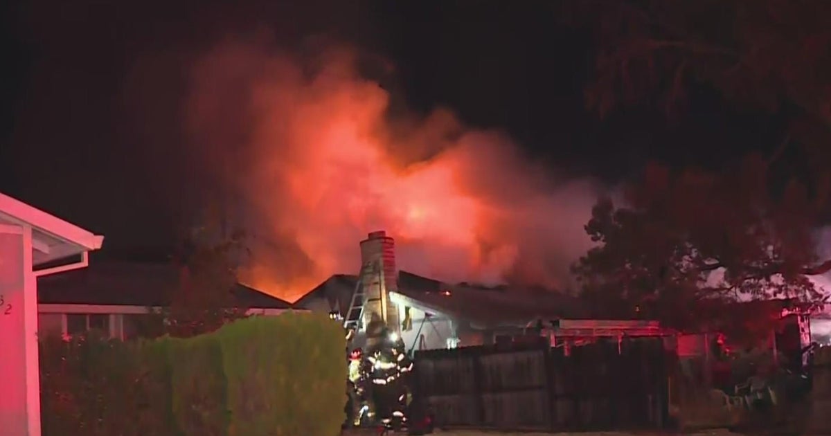 3 people displaced after early morning house fire in Rancho Cordova ...