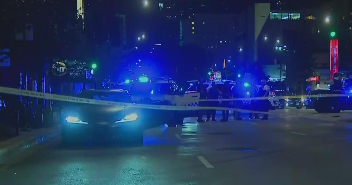 River North Crime: Man shot in face drive-by on busy street - CBS Chicago