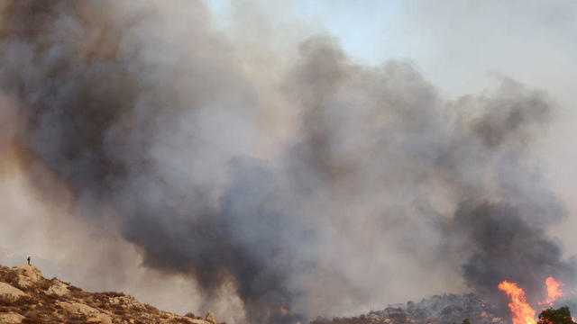 Fairview Fire Breaks Out In Hemet 