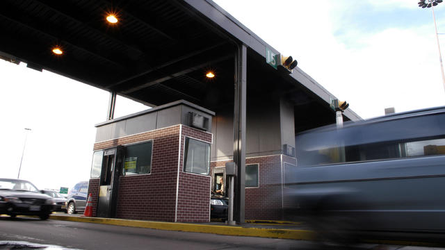 Pennsylvania Turnpike Toll Collectors Strike During Thanksgiving Travel 
