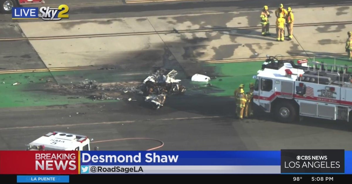 two-people-killed-after-plane-crashes-at-santa-monica-airport-cbs-los