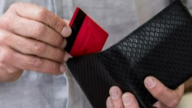 cbsn-fusion-reacting-to-federal-reserve-chair-signaling-another-interest-rate-hike-thumbnail-1273351-640x360.jpg 