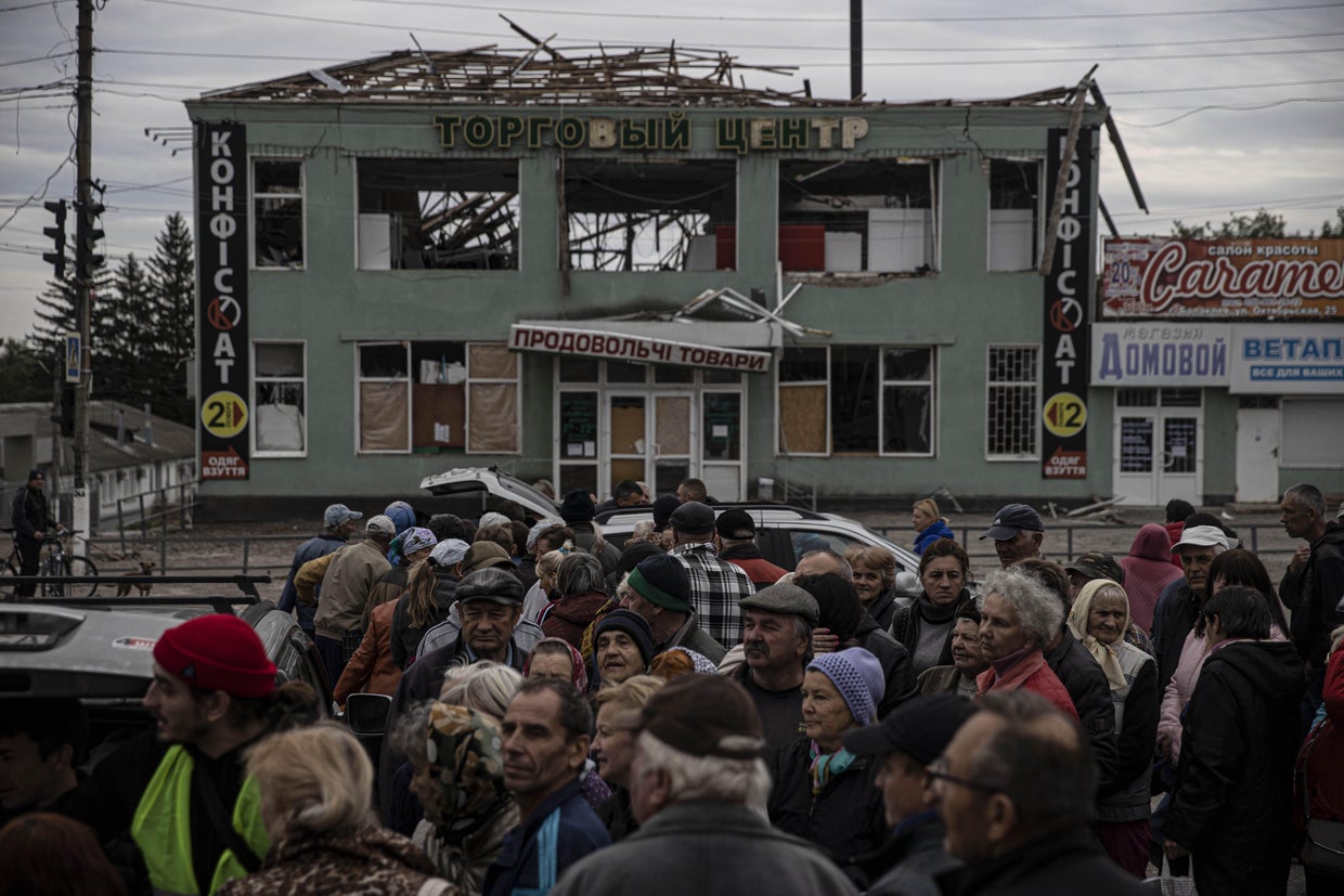 Ukrainian army takes control of town in southeast 