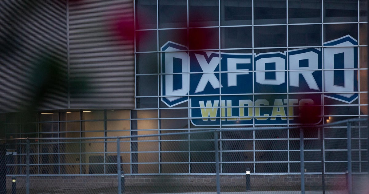 Oxford schools board president Tom Donnelly resigns CBS Detroit