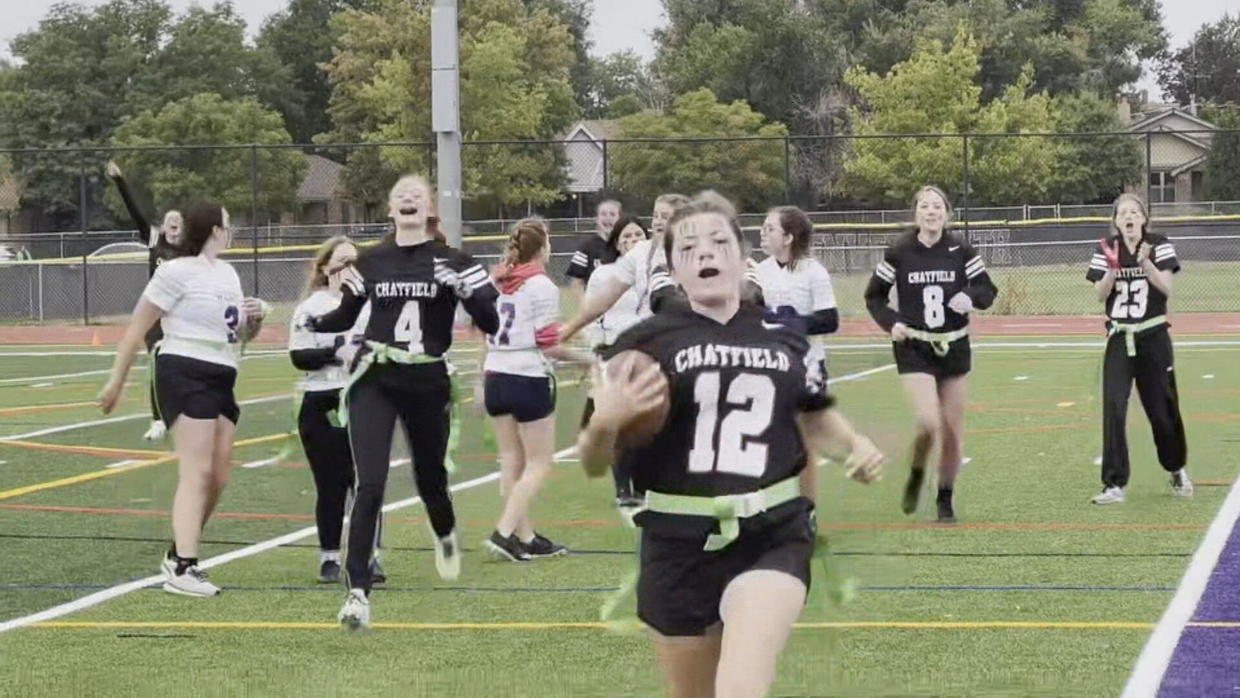 High School Girls Showcase Talent In Flag Football League Cbs Colorado 