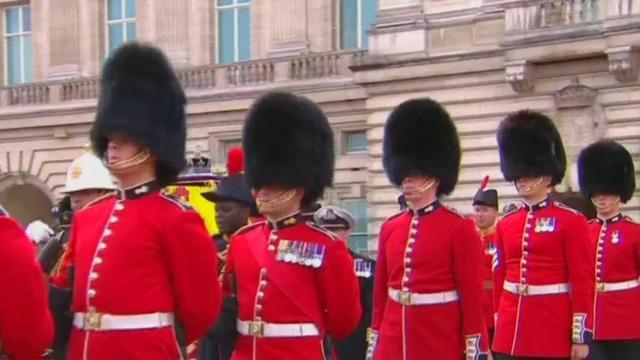 cbsn-fusion-queen-elizabeth-honored-with-grand-procession-through-london-thumbnail-1287670-640x360.jpg 