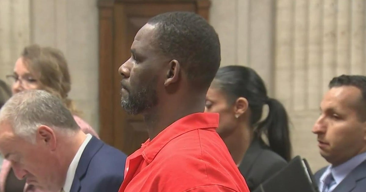 R. Kelly convicted of child pornography charges in Chicago - CBS Sacramento