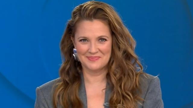 cbsn-fusion-drew-barrymore-stops-by-studio-57-with-drews-news-thumbnail-1289835-640x360.jpg 