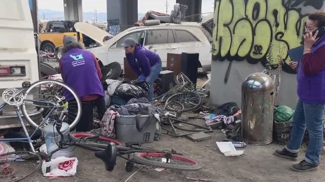 oakland-wood-st-homeless-encampment.jpg 