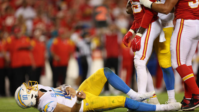 Los Angeles Chargers v Kansas City Chiefs 