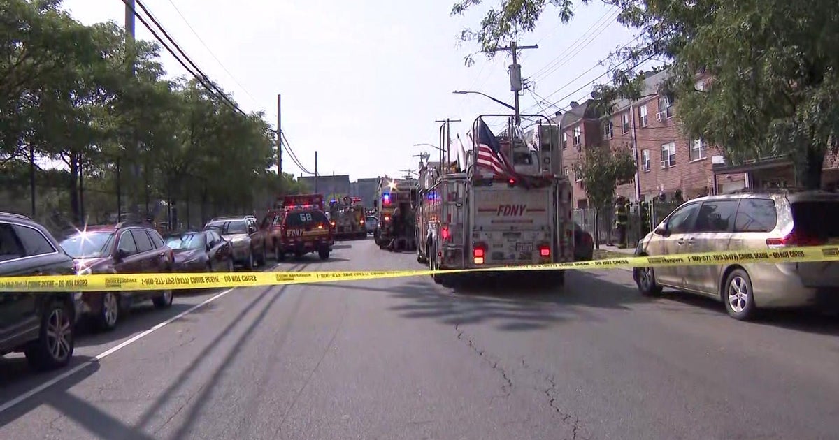 8yearold girl dies after house fire in Queens CBS New York