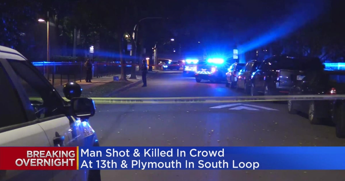 Man shot, killed in crowd in South Loop - CBS Chicago