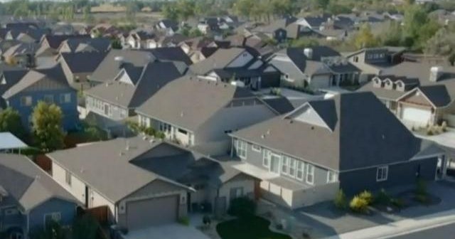 Illinois offers financial assistance for homeowners behind on bills - Vimarsana News