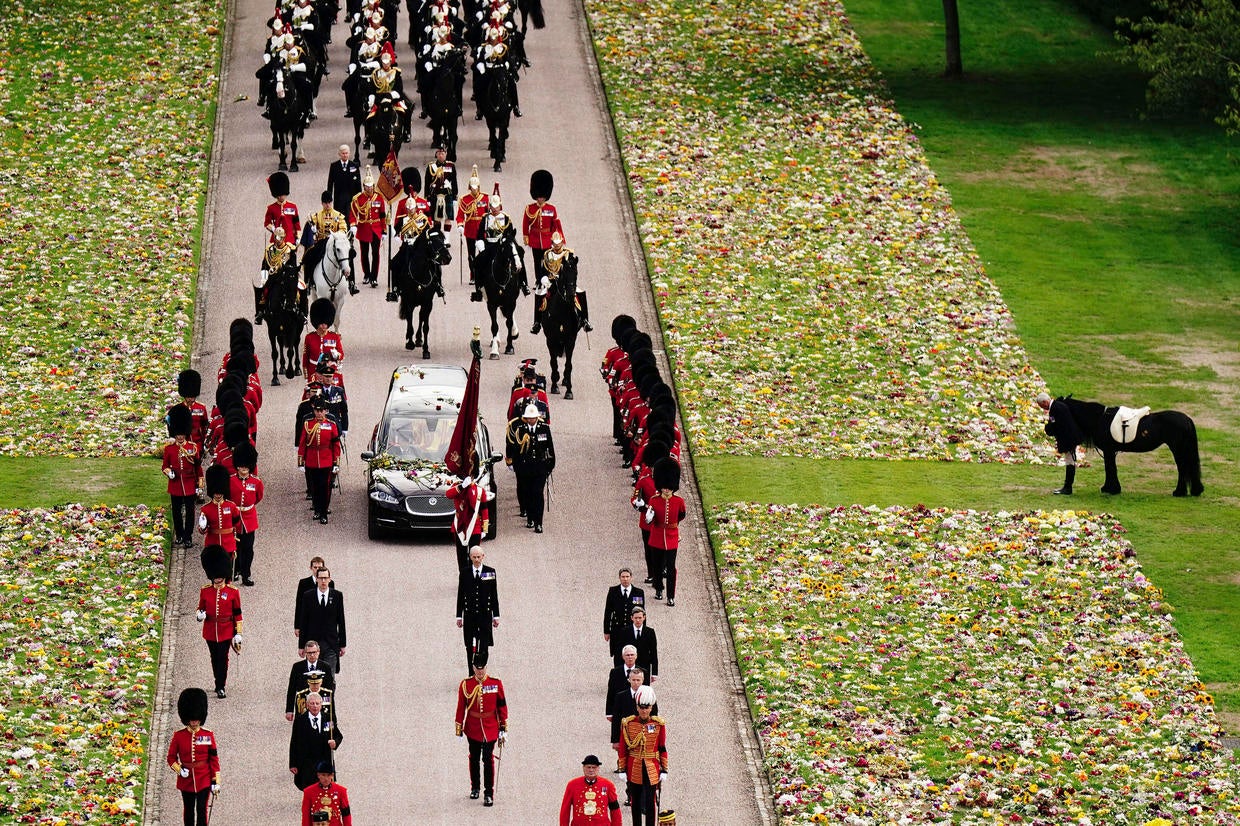 Queen Elizabeth II, Britain's longest-reigning monarch, laid to rest at ...