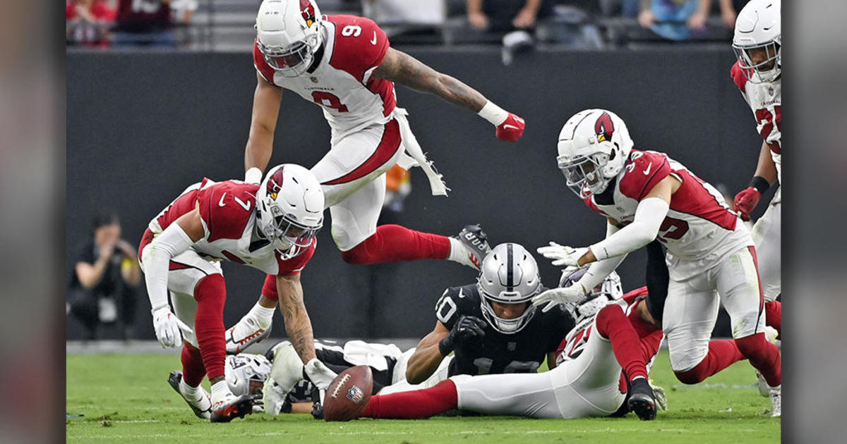 Cardinals Isaiah Simmons makes game-winning play vs. Raiders