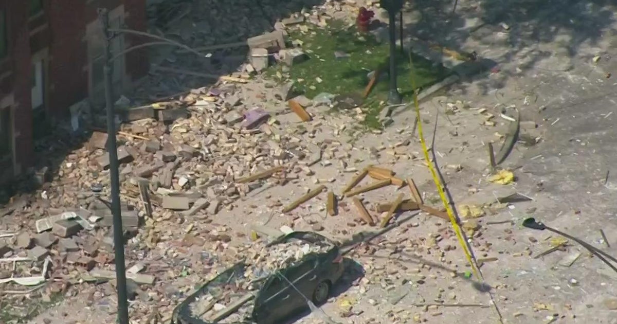 Two victims to leave hospital after building collapse - CBS Chicago
