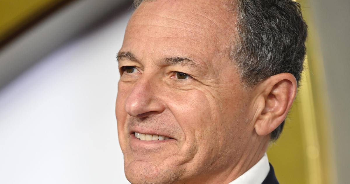 Disney CEO Bob Iger extends contract for an additional 2 years, through 2026