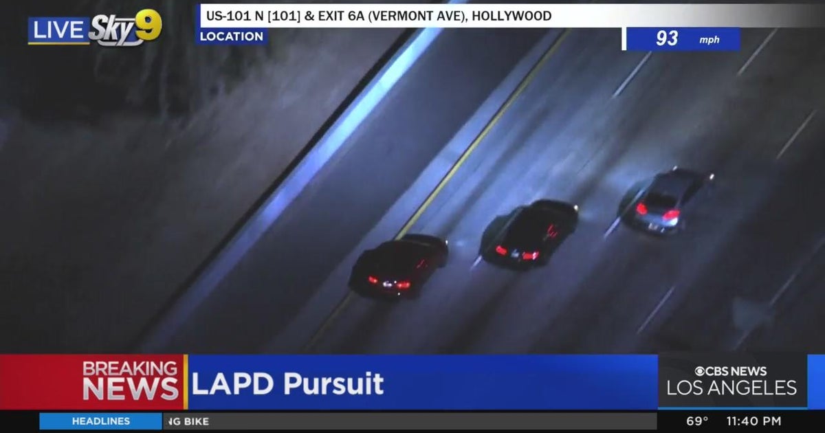 Police in pursuit of possibly armed suspect near Hollywood - CBS Los ...