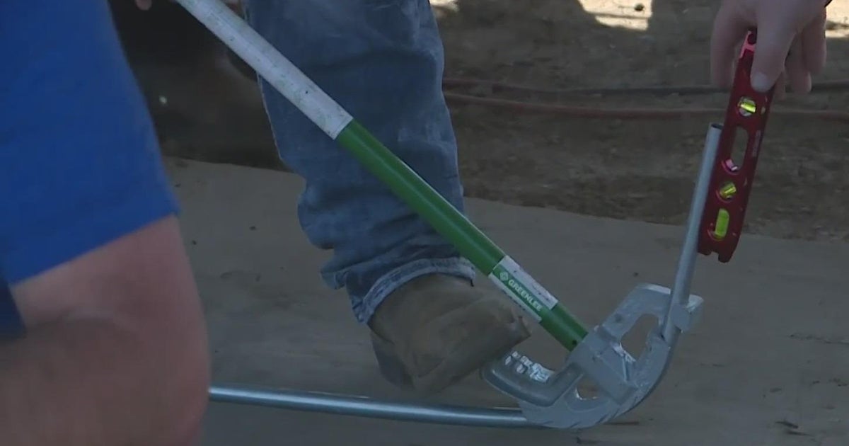 High school seniors explore careers in construction at fair in Stockton