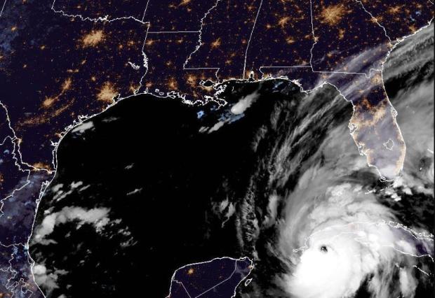 hurricane-ian-9-27-22.jpg 