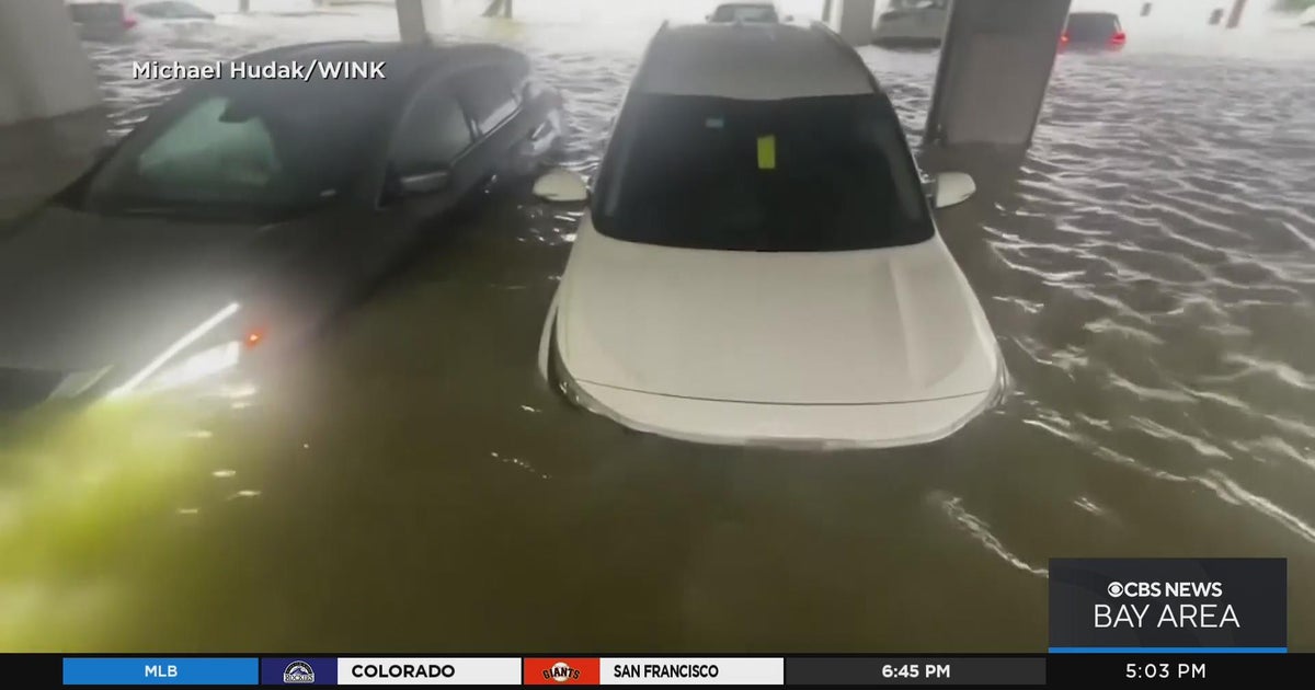 Hurricane Ian: Surge floods large areas in Florida as storm slams into ...