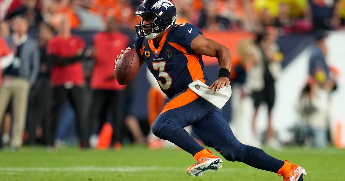 Denver's defense keeps Broncos afloat as Russell Wilson settles in ...