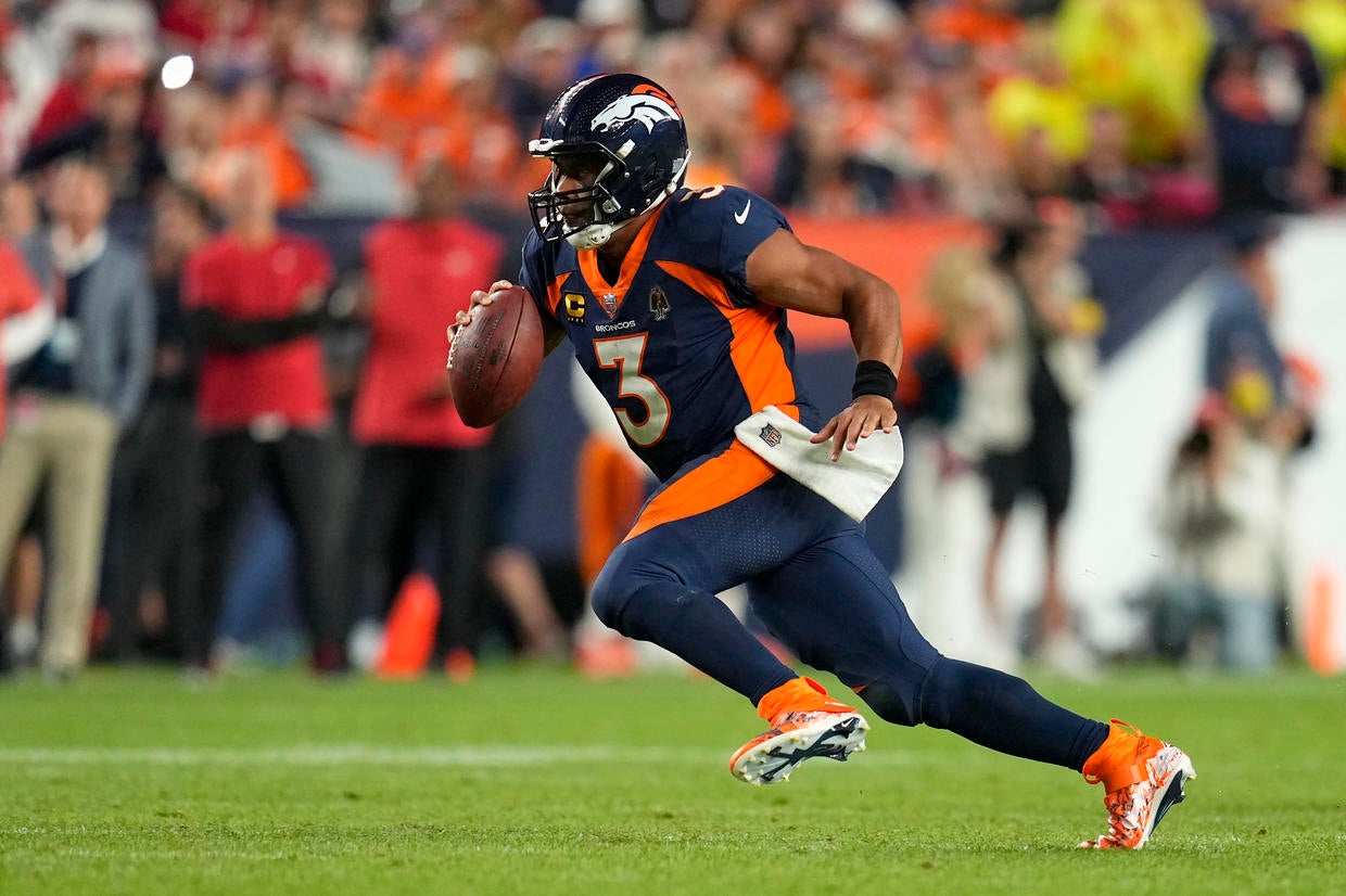 Denver's Defense Keeps Broncos Afloat As Russell Wilson Settles In ...