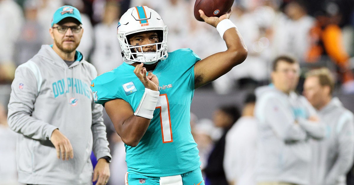 Tua Tagovailoa undergoing tests in Miami; no timetable for Dolphins QB's  return to field