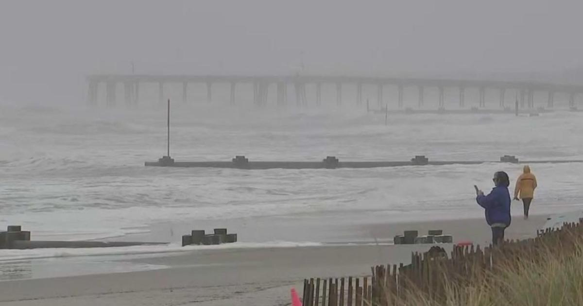 Coast Guard rescues tug boat crew off coast of Maryland