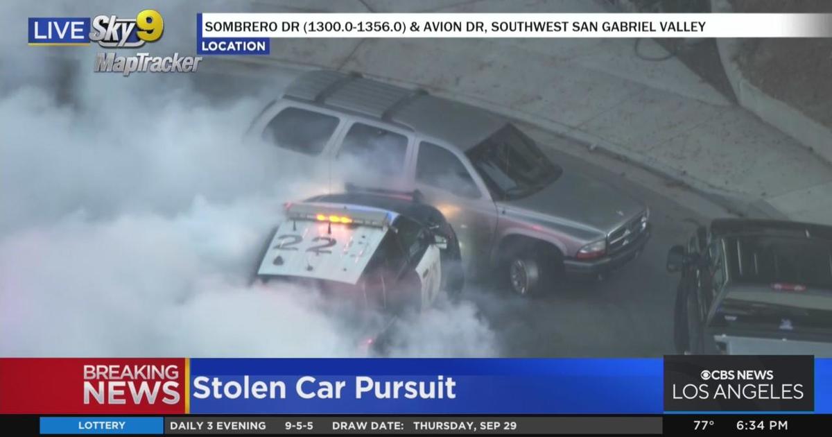 Stolen Car Pursuit Suspect Attempts To Rev Through Chp Officers Cbs Los Angeles