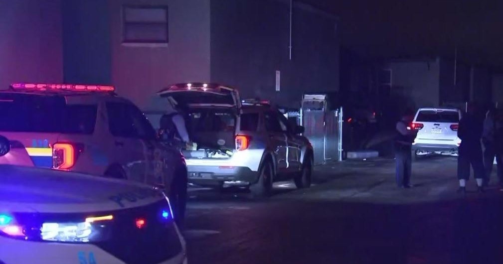 Man shot in the chest in Manayunk: Philadelphia police - CBS Philadelphia