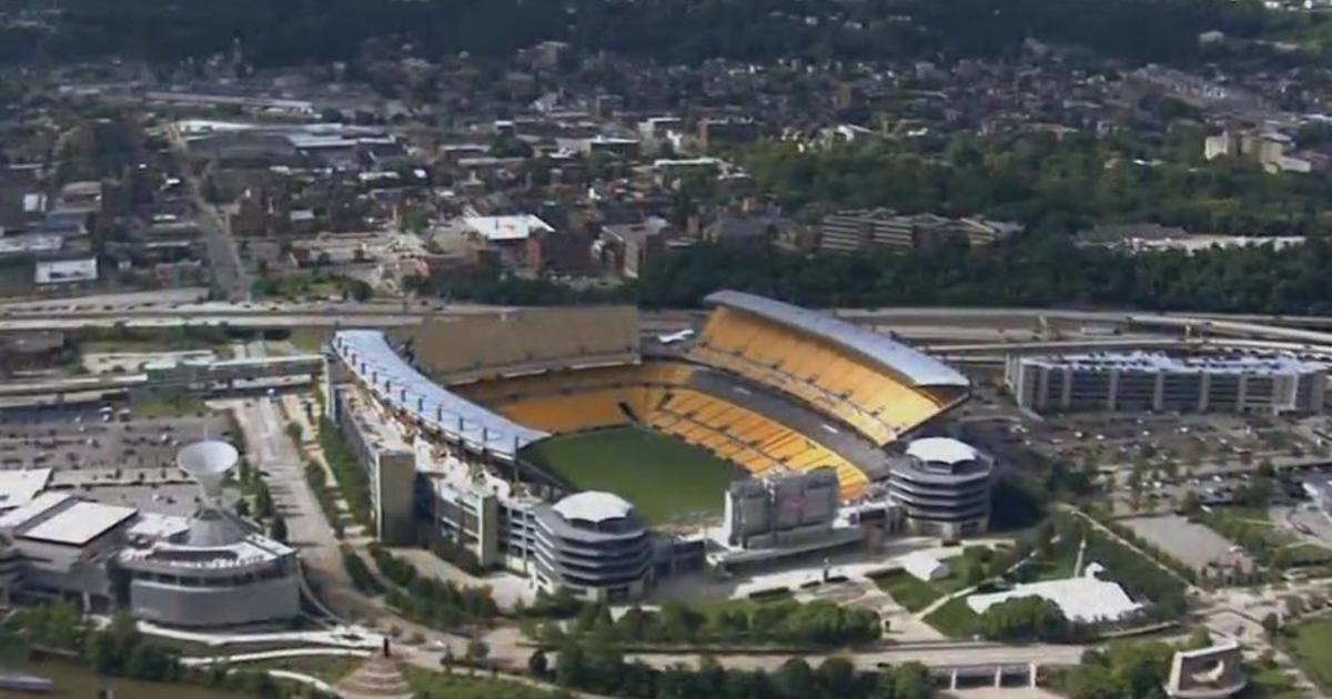 Man dies following escalator accident after Steelers game - CBS