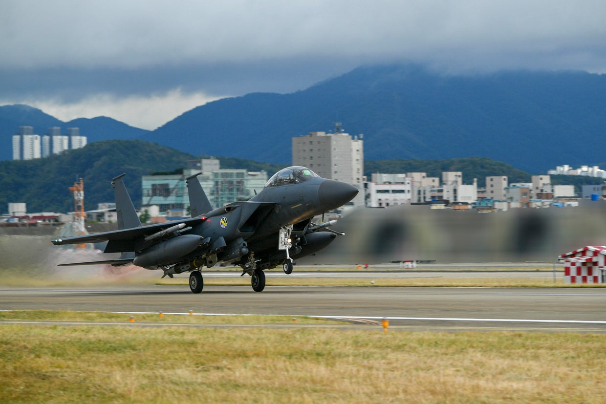 south-korea-f-15.jpg 