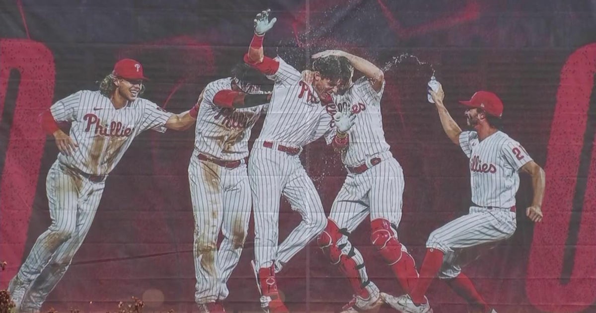 Phillies Unfurl Red October Banner CBS Philadelphia