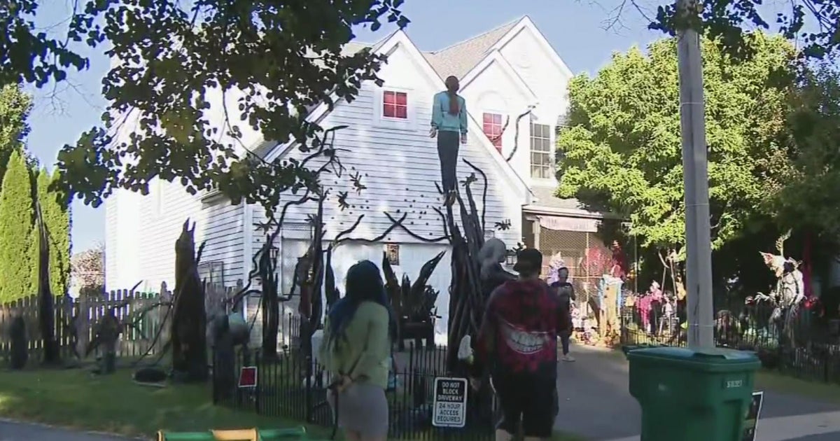 Plan in works to reopen Halloween 'Stranger Things' display in