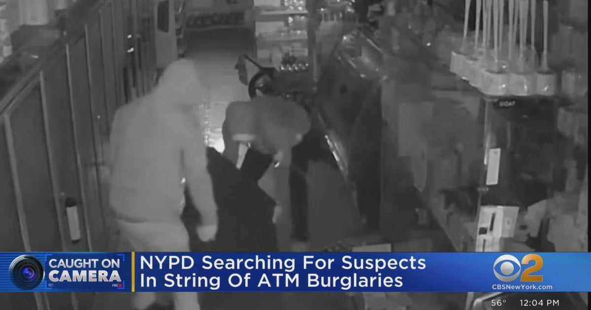 Suspects wanted in string of ATM burglaries - CBS New York