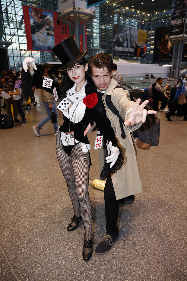 Zatanna and John Constantine cosplayer pose during New York Comic Con 2022 on October 06, 2022 in New York City. 