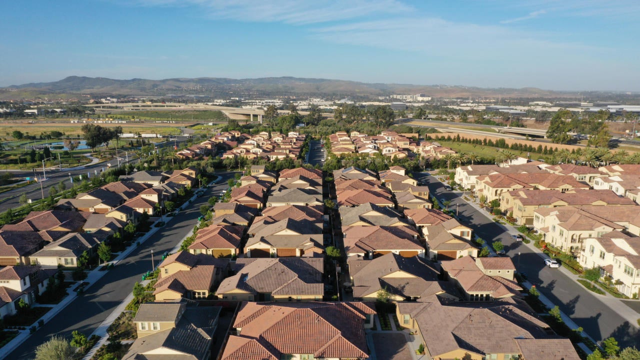 Stories About Irvine - CBS Los Angeles