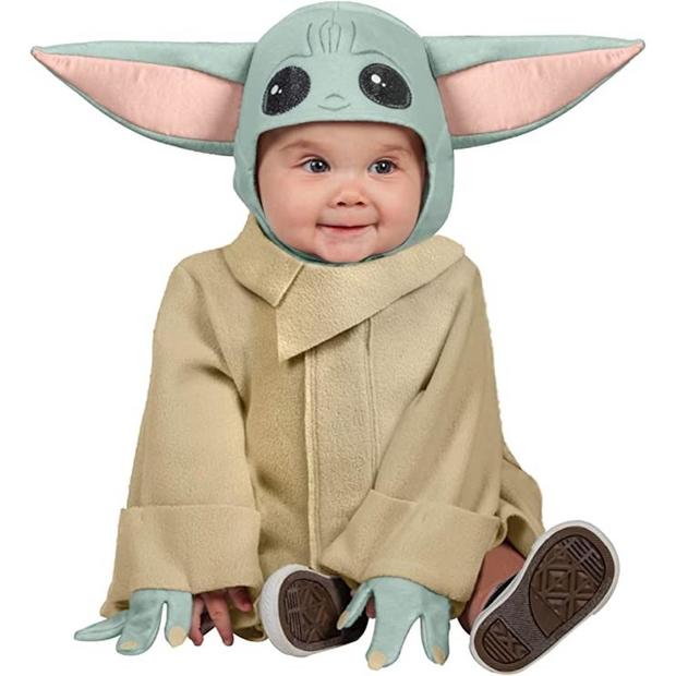 baby-yoda-costume.jpg 