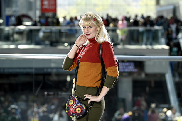 A Princess Zelda cosplayer poses during New York Comic Con 2022 on October 07, 2022 in New York City. 