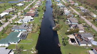 Crowdsourced photos help homeowners assess Hurricane Ian's damage 