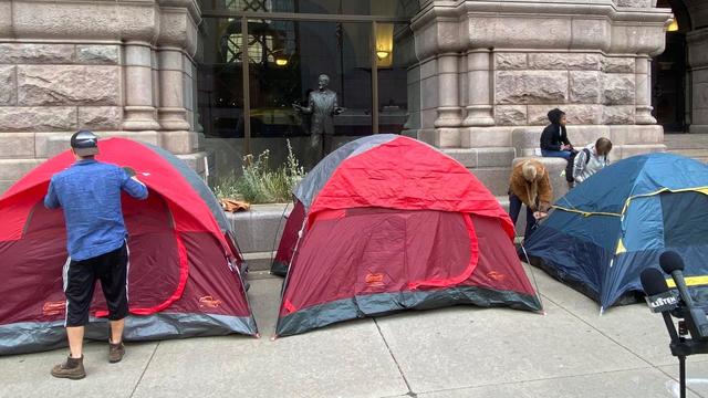 activists-protest-encampment-clearings-outside-minneapolis-city-hall.jpg 